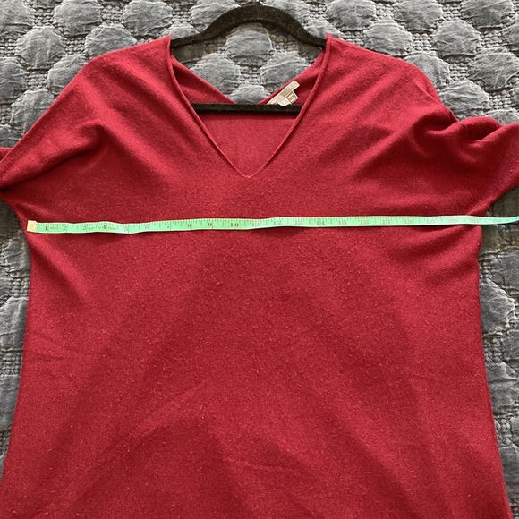 Vince Double V Wool and Cashmere Sweater - Picture 5 of 6